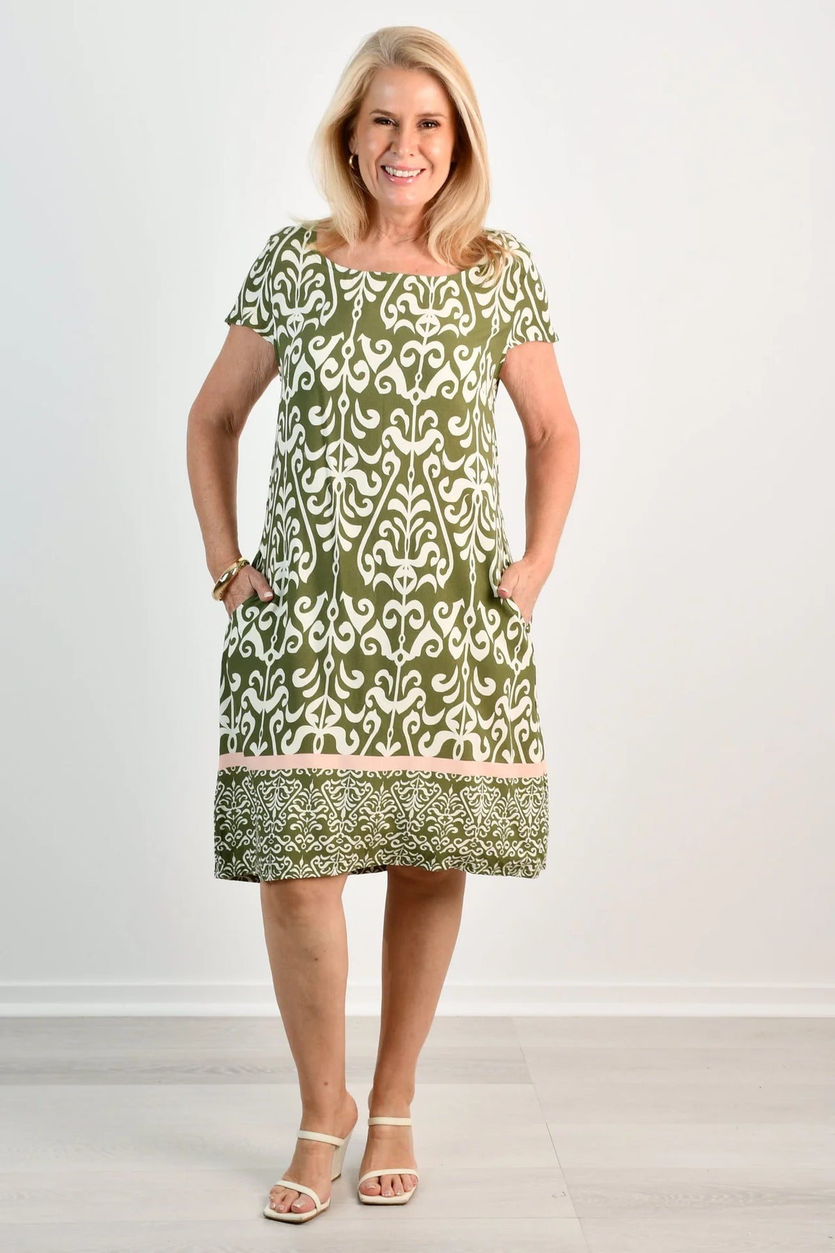 SUSSAN SHIFT DRESS