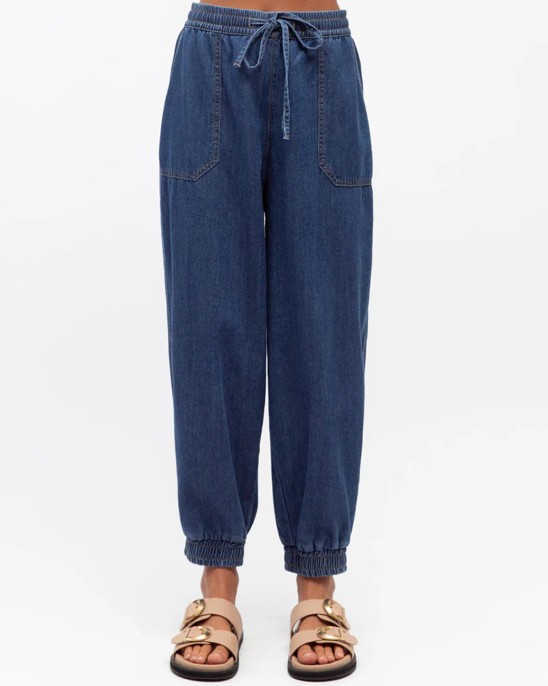 SLOUCHY CHAMBRAY PANT